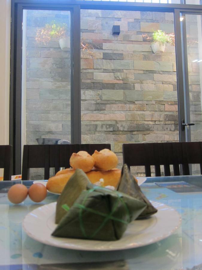 Lama Homestay Hue Buitenkant foto